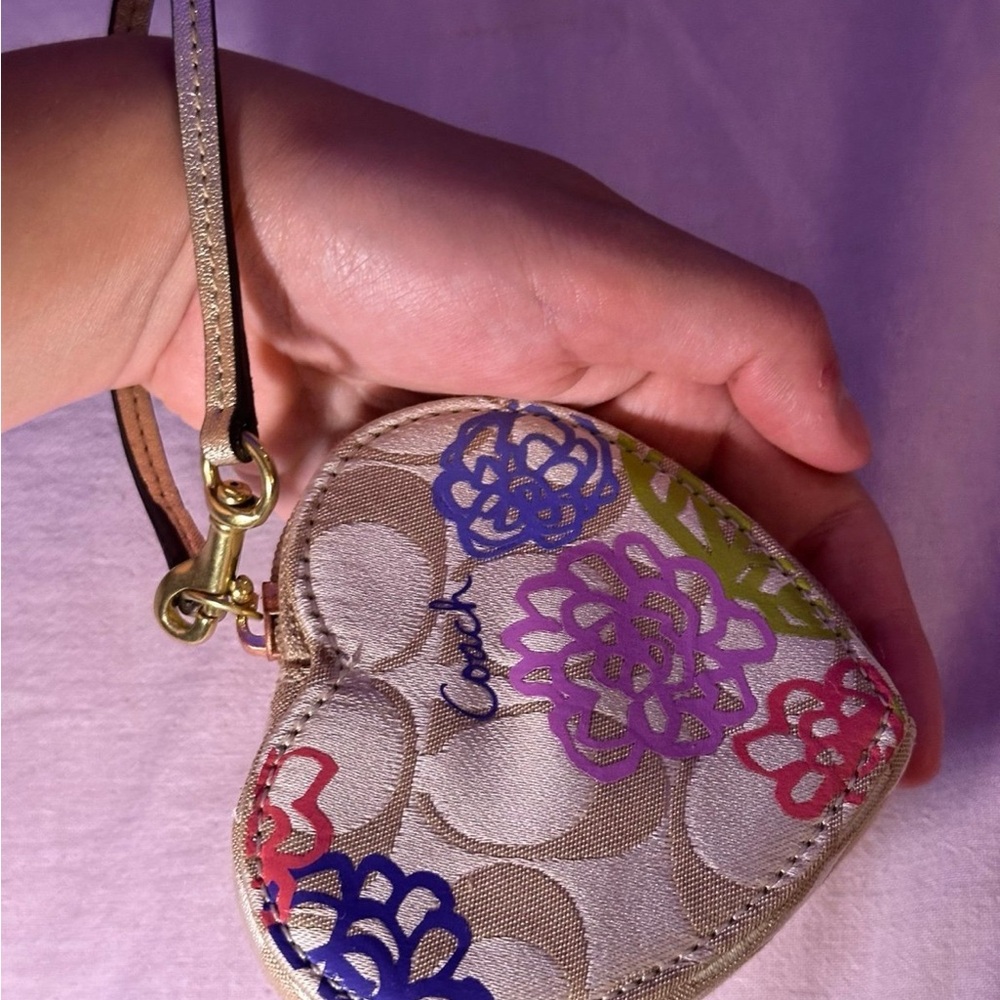 Floral Coach Heart Wristlet - Picture 3 of 8